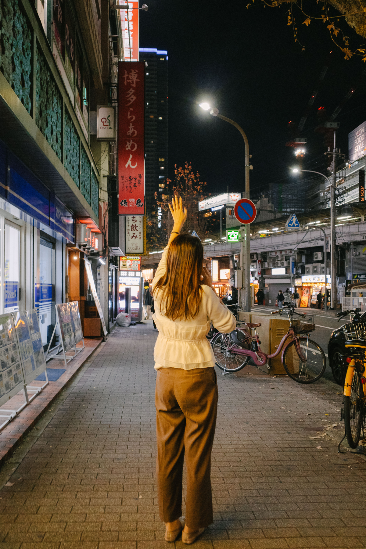 街や室内にいる人物を主題にした写真
